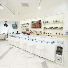 索尼直營店體驗顧問 在科技前沿，連接人與創新